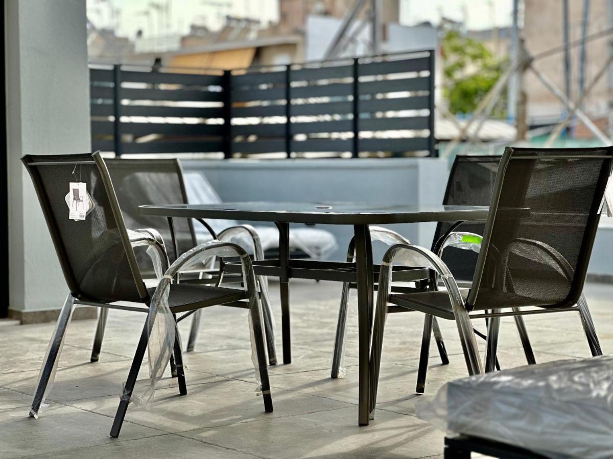 T&T Luxury Apartments - Rooftop Jacuzzi Афіни Екстер'єр фото